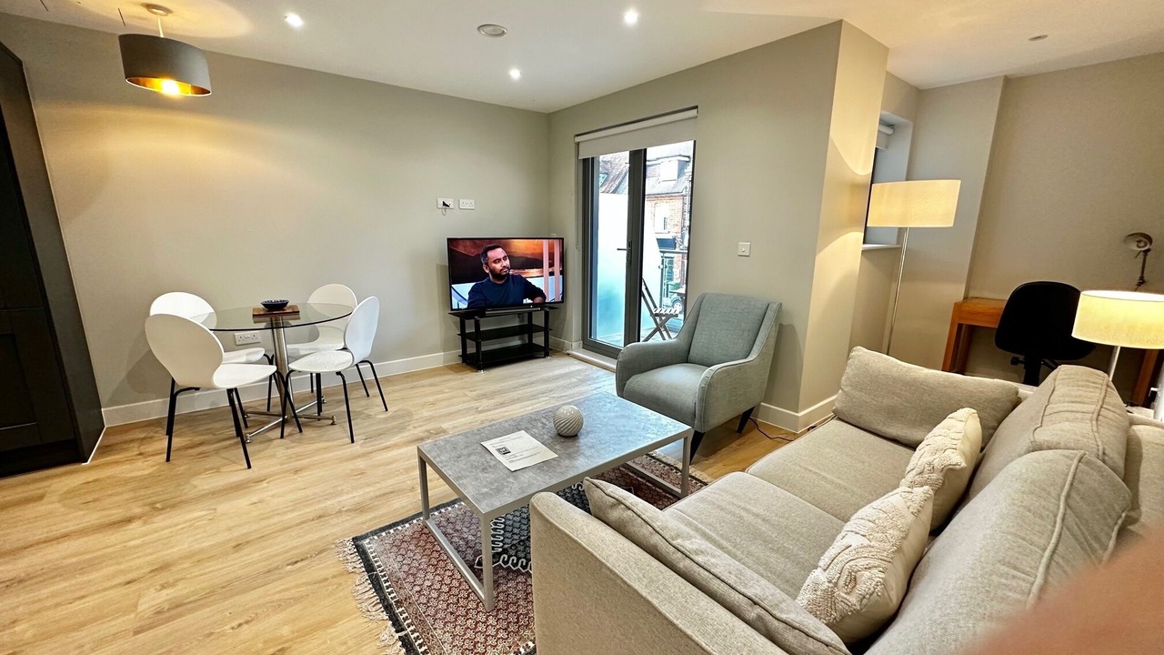 Photo of Livingroom in Weybridge