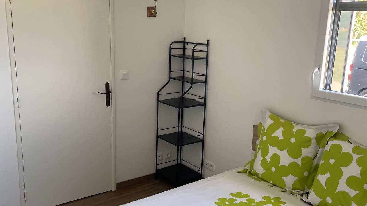 Photo of Bedroom in Dragey-Ronthon
