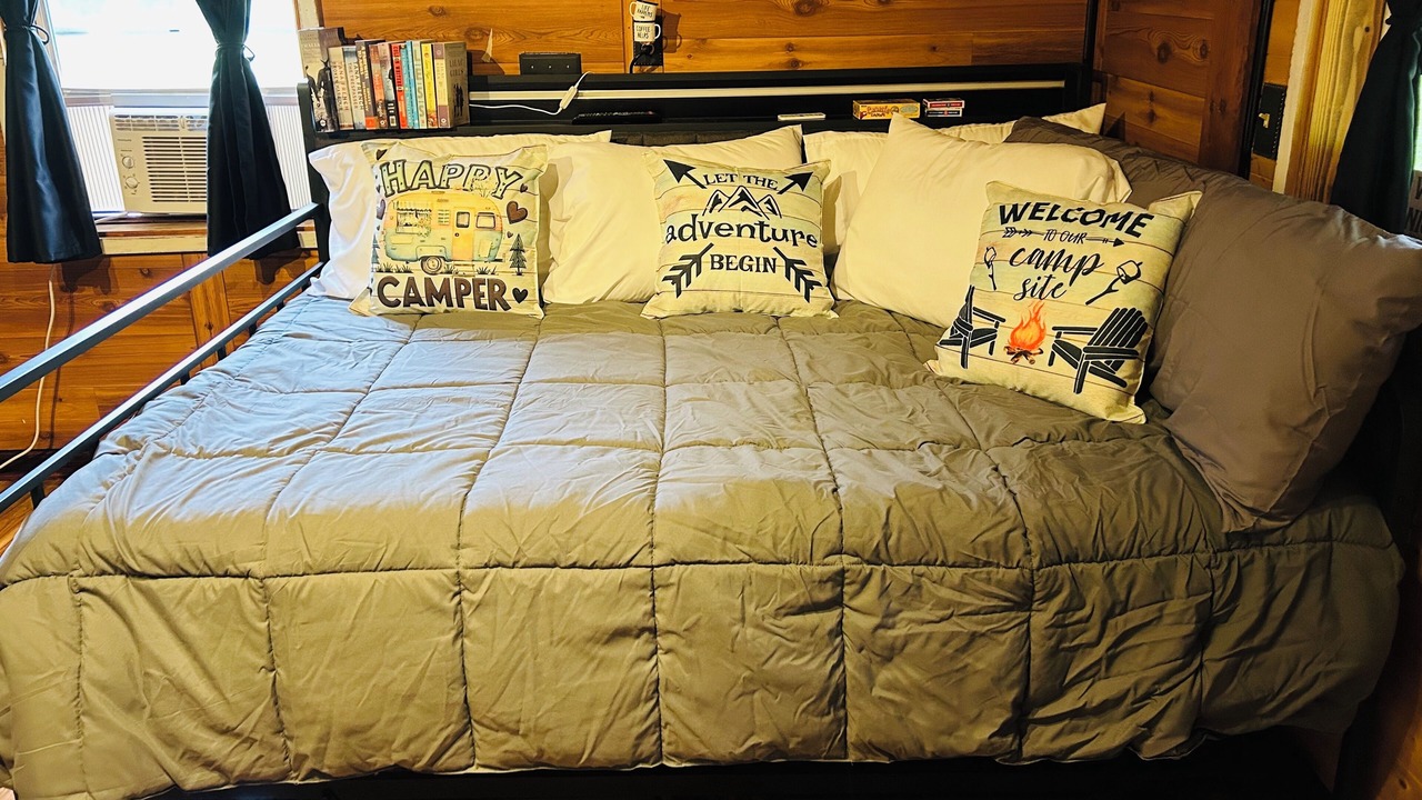 Photo of Bedroom in Fenton