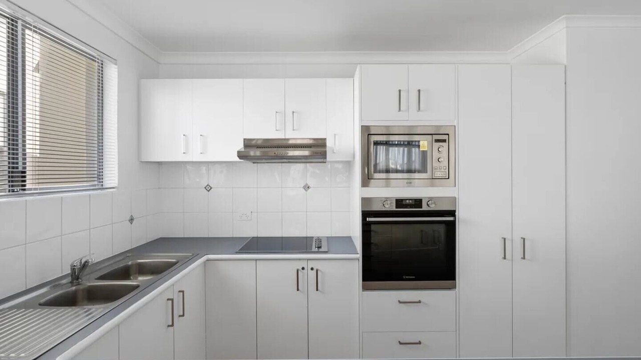 Photo of Kitchen in Castaways Beach