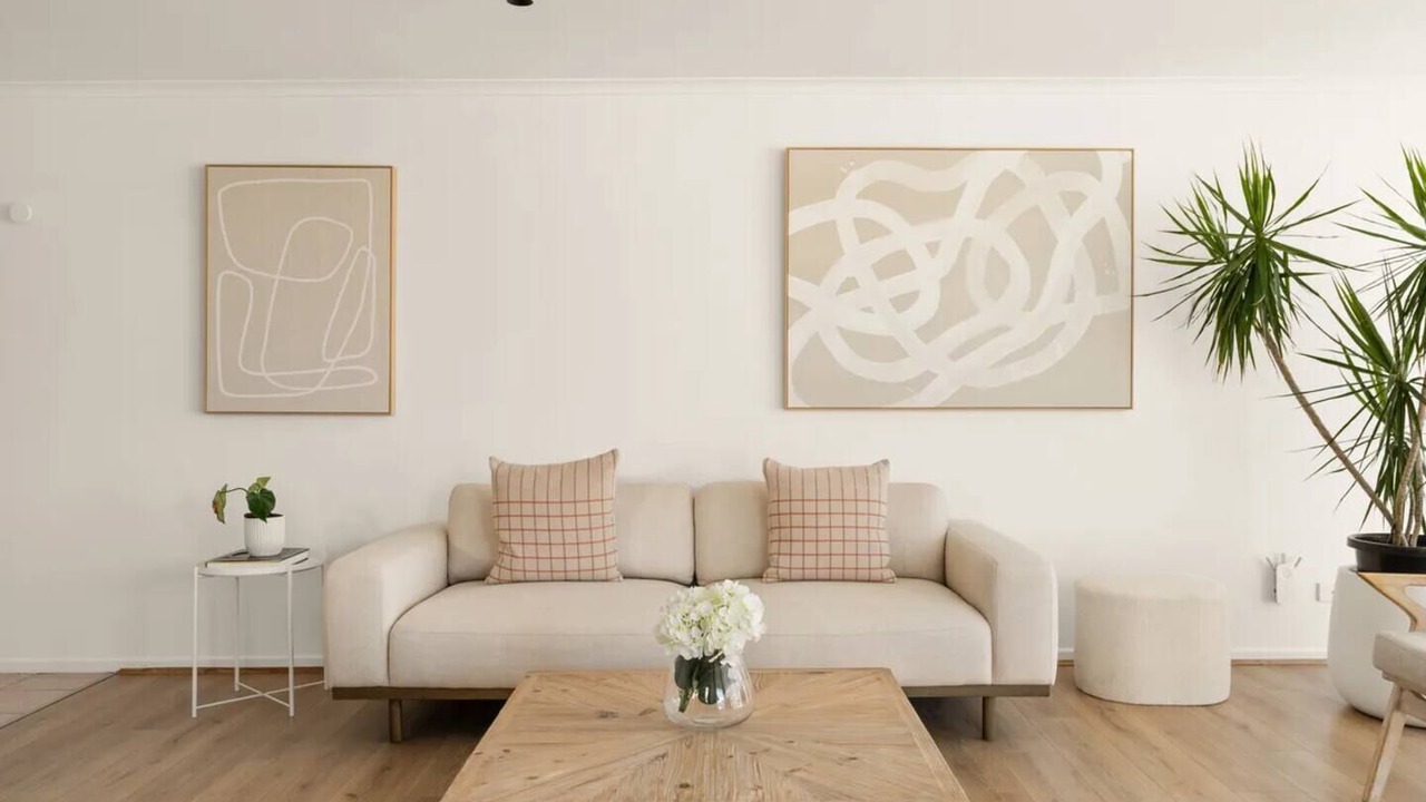 Photo of Livingroom in Castaways Beach