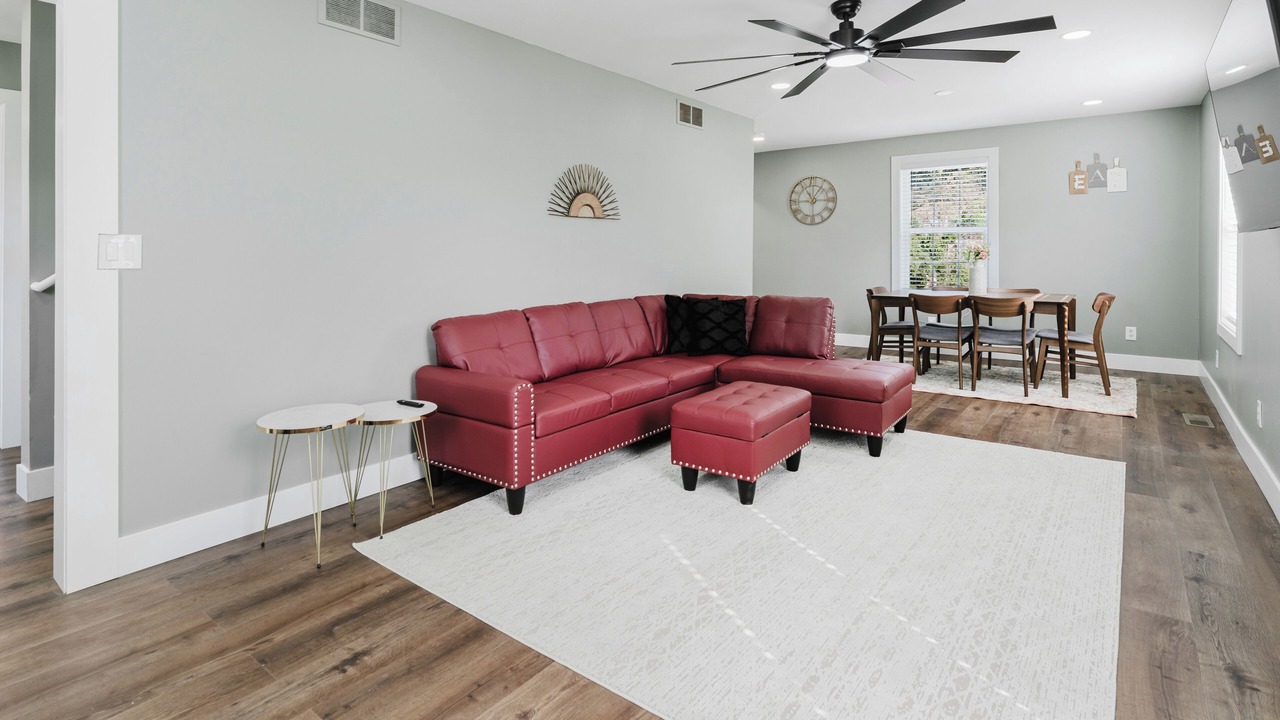 Photo of Livingroom in College Heights