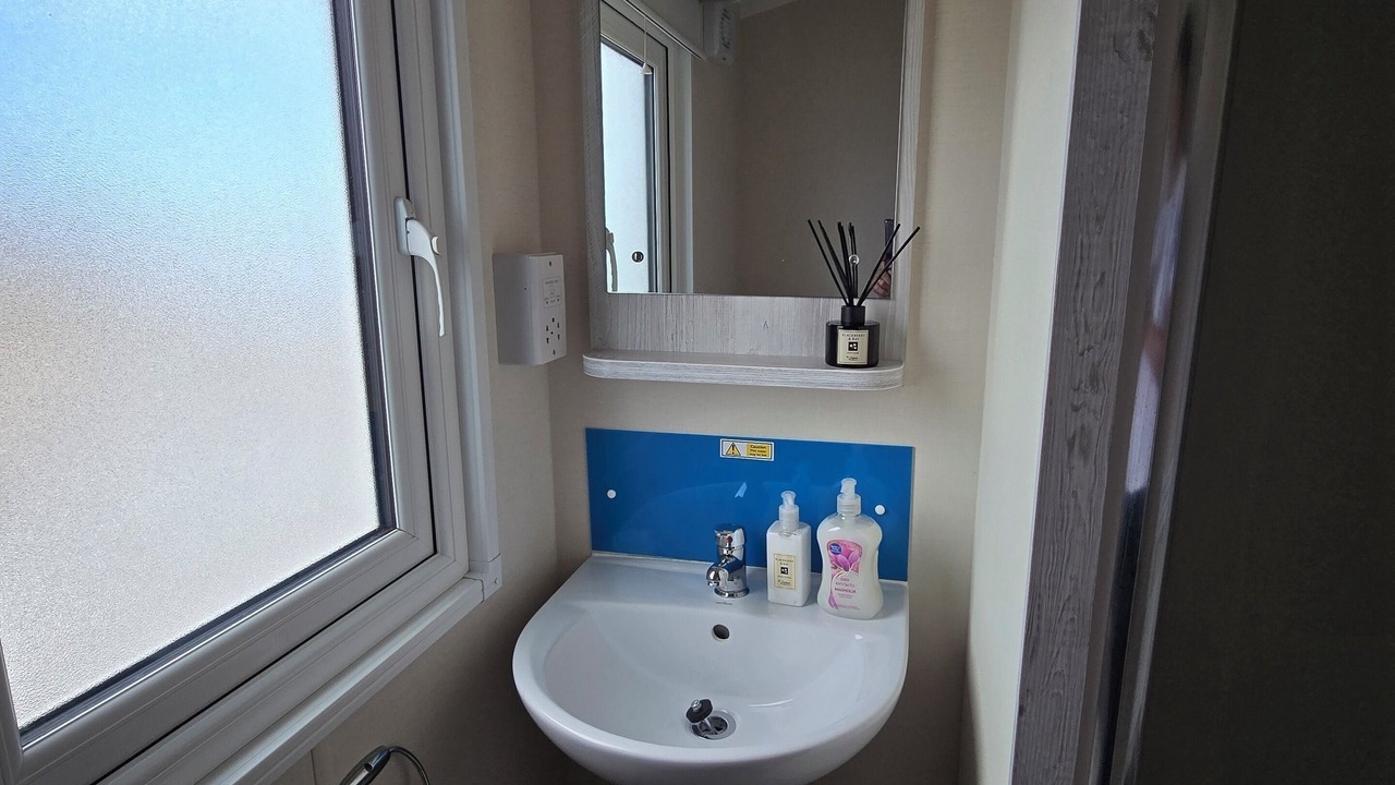 Photo of Bathroom in Reighton