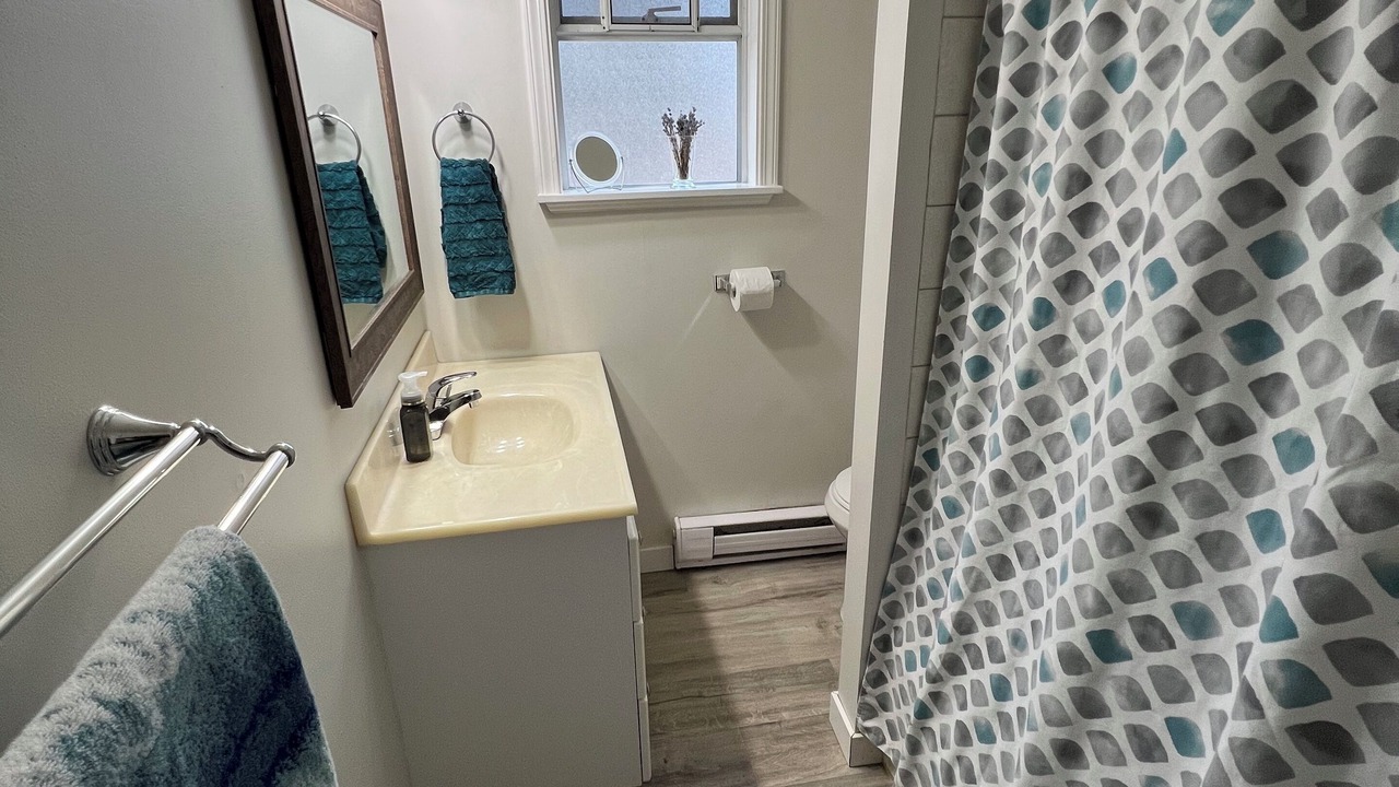 Photo of Bathroom in 70 Mile House