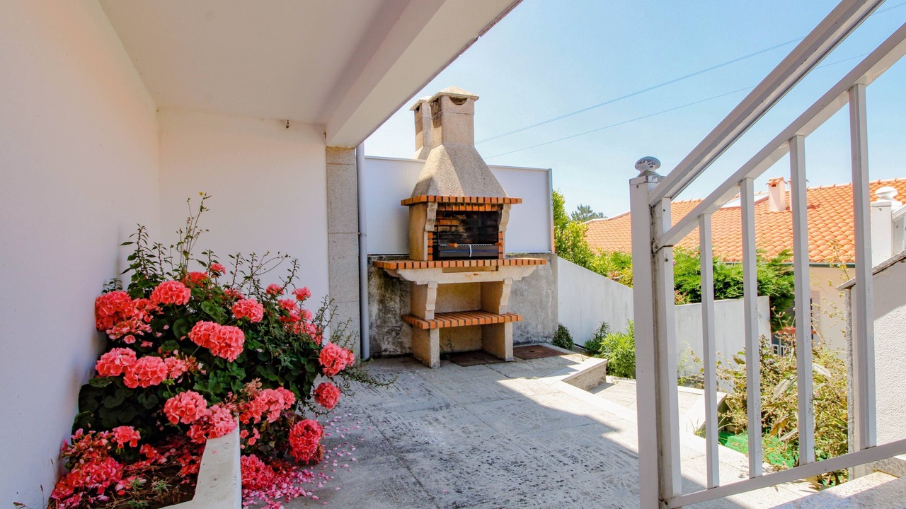 Photo of Patio Balcony in Vila Praia de Ancora