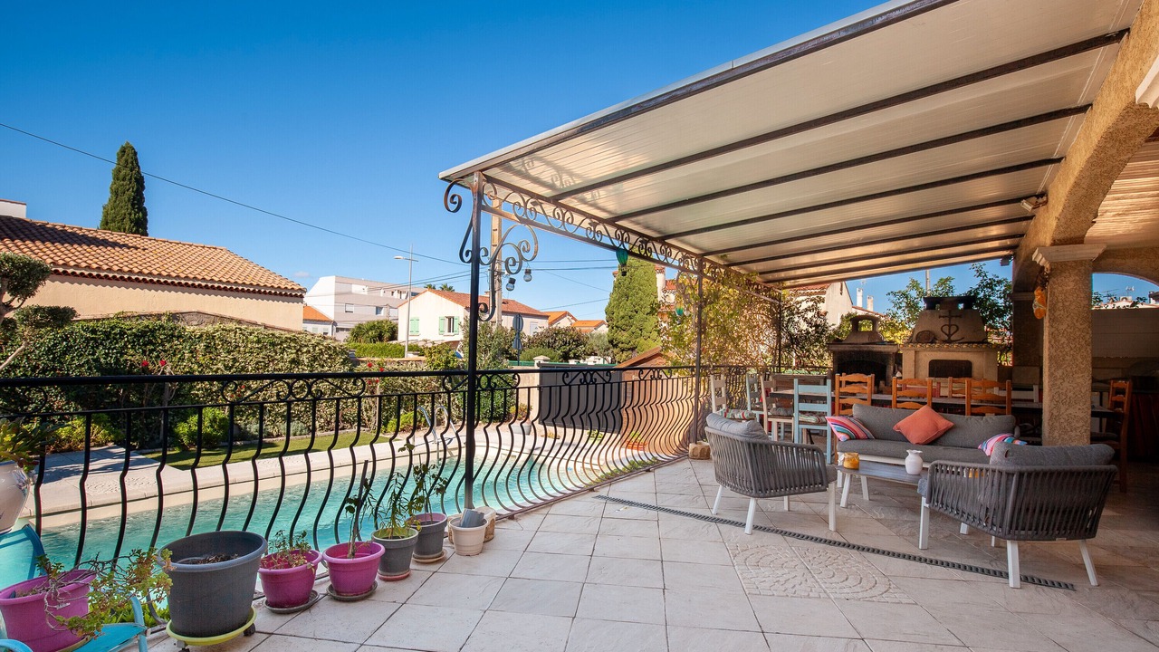 Photo of Outdoor in Port-Saint-Louis-du-Rhone