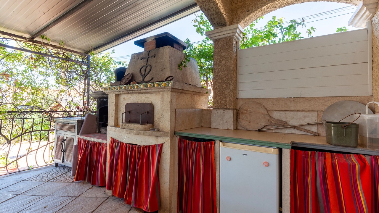 Photo of Patio Balcony in Port-Saint-Louis-du-Rhone