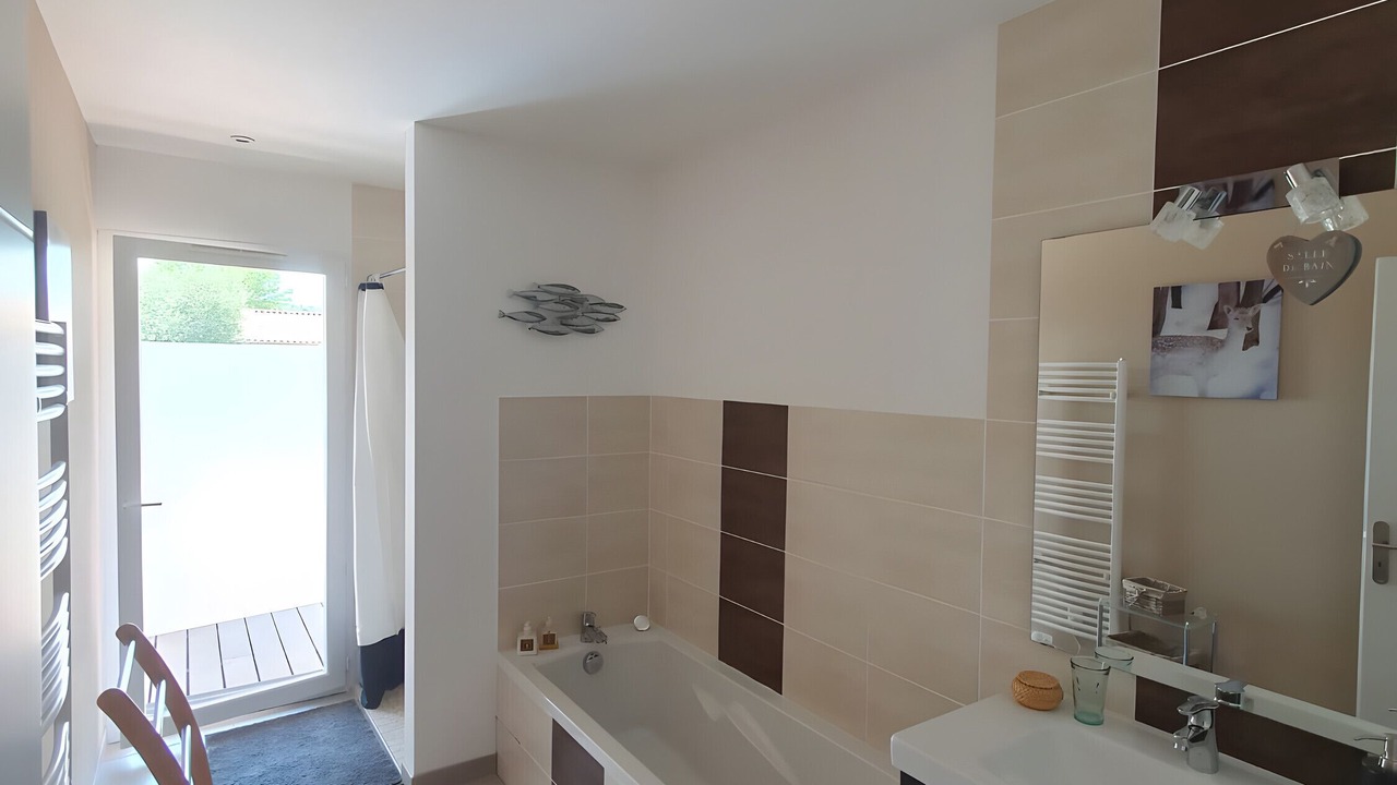Photo of Bathroom in Vallon-Pont-d'Arc