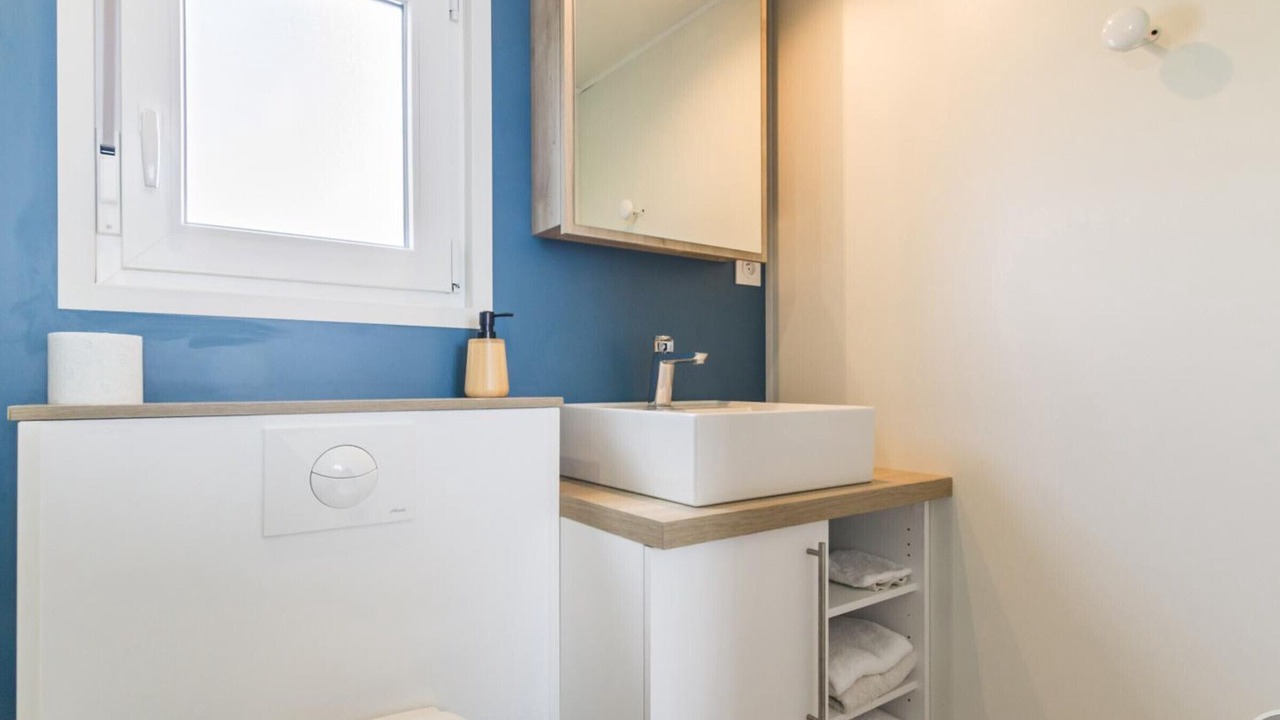 Photo of Bathroom in Saint-Lo