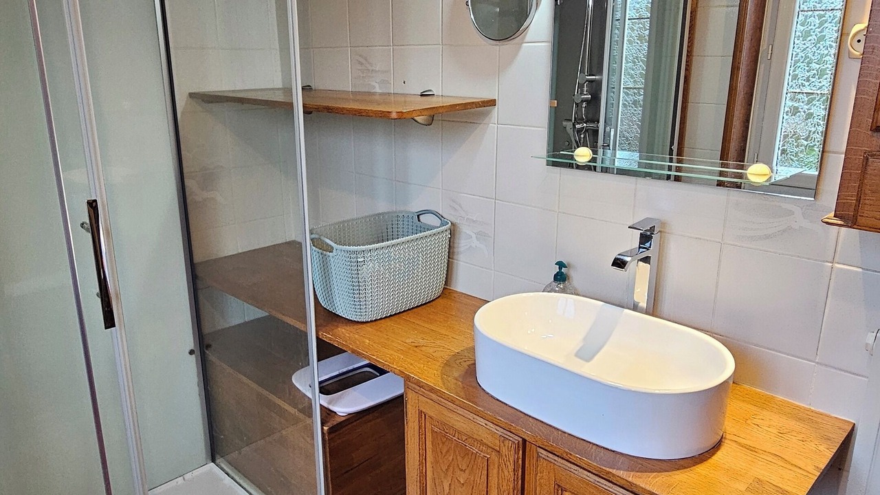 Photo of Bathroom in Friaize