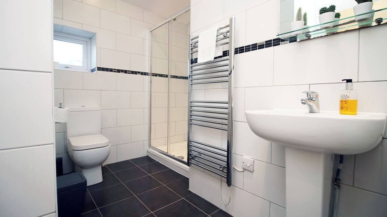 Photo of Bathroom in Pontcanna