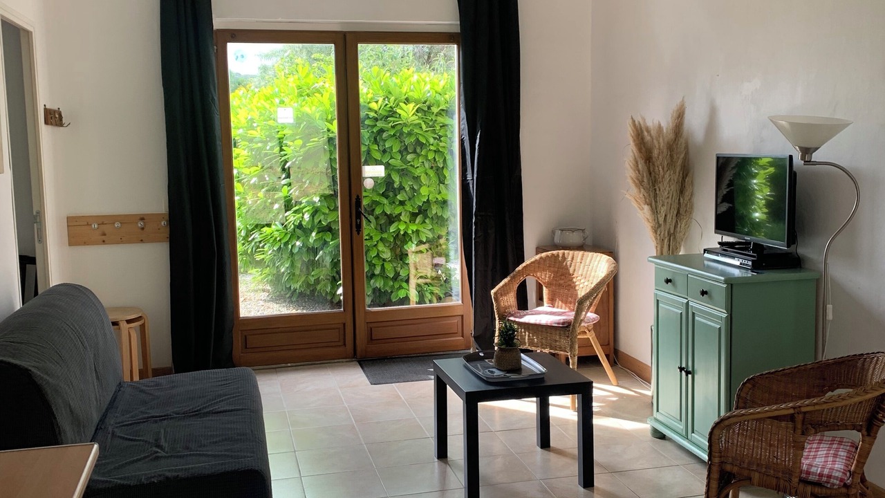 Photo of Livingroom in Tourreilles