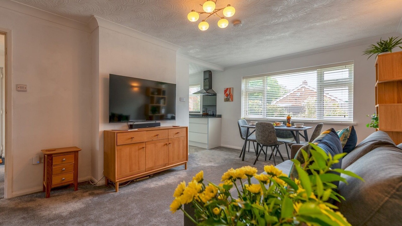 Photo of Livingroom in Newcastle-Under-Lyme