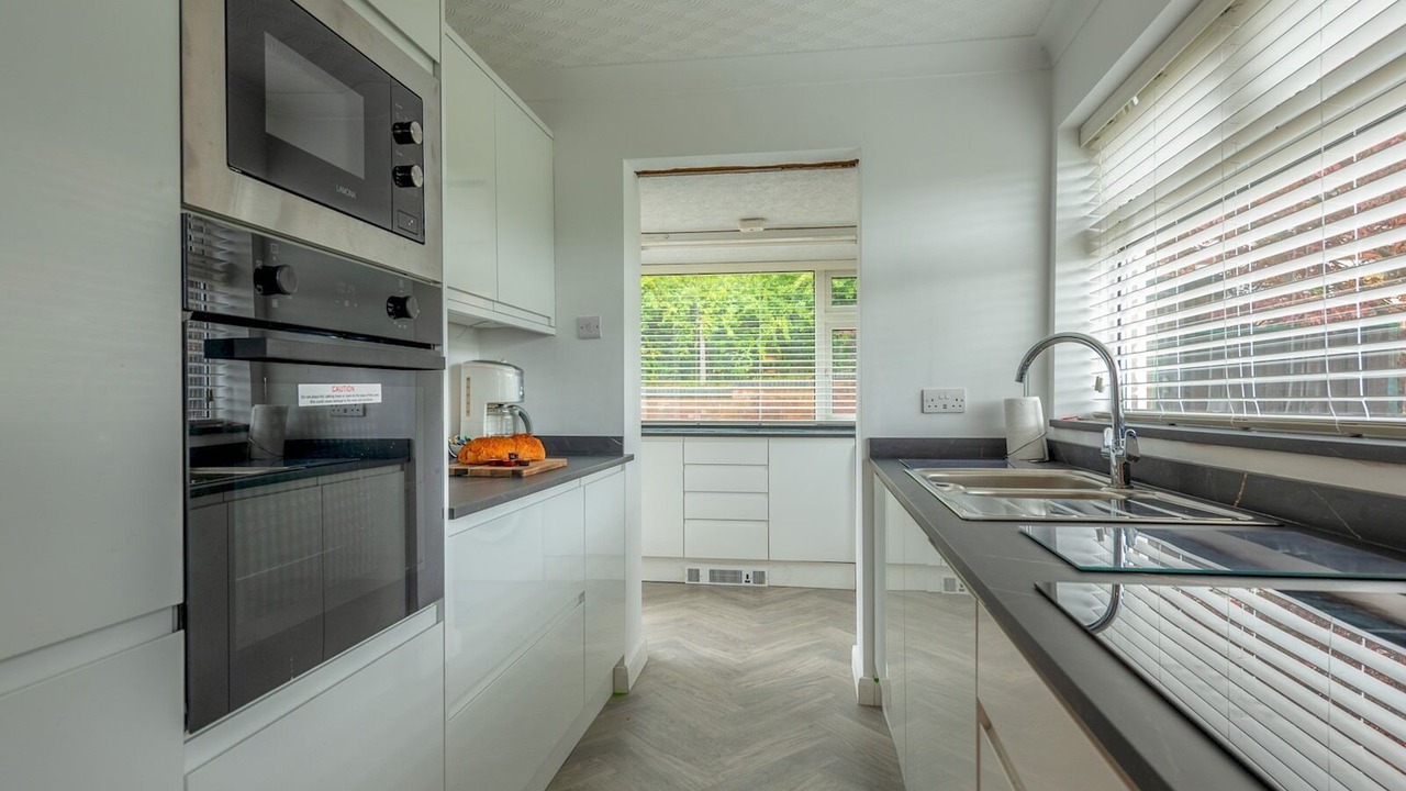 Photo of Kitchen in Newcastle-Under-Lyme
