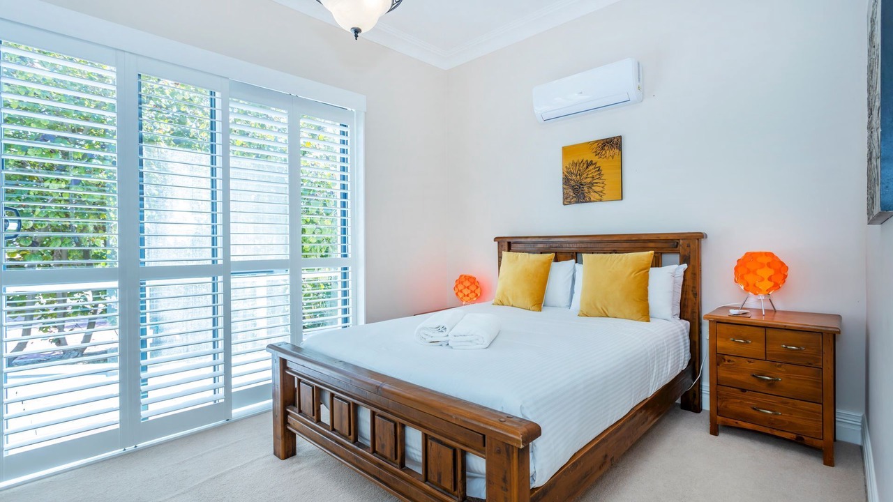 Photo of Bedroom in Safety Bay