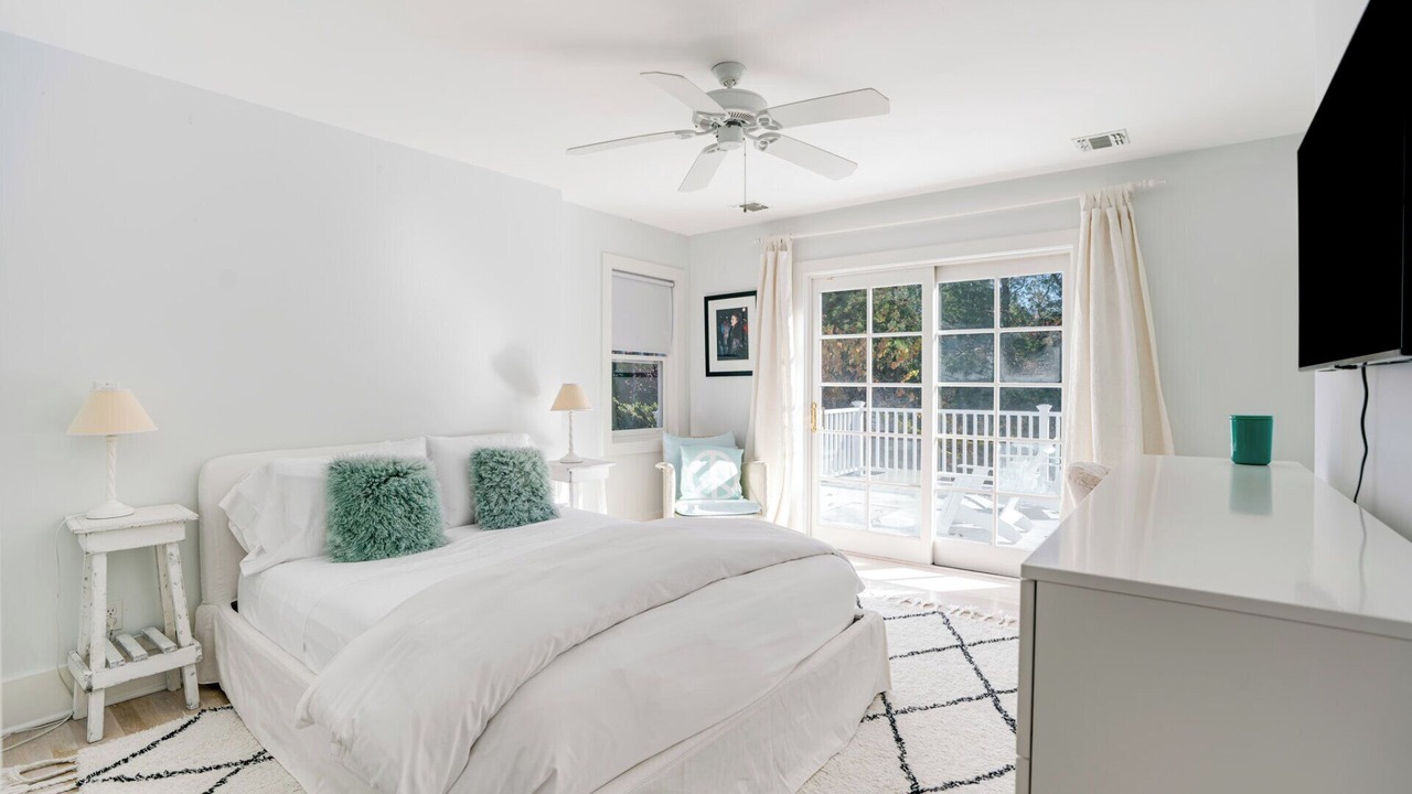 Photo of Bedroom in Sagaponack