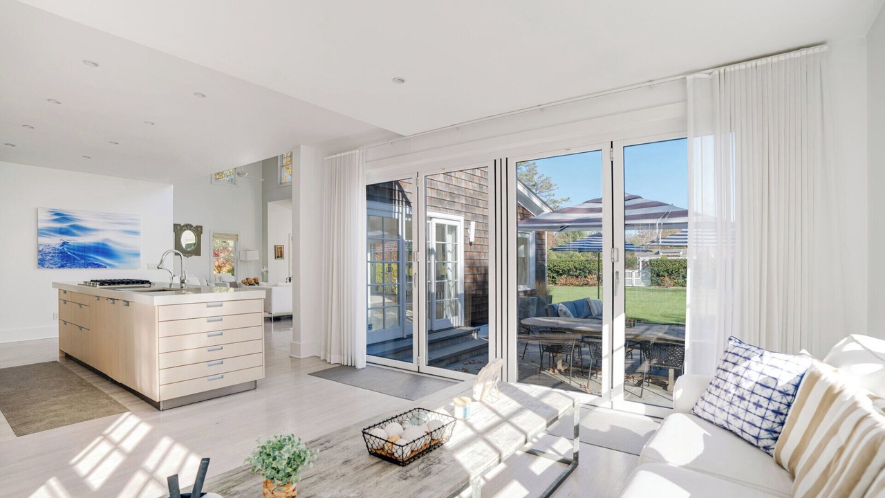 Photo of Livingroom in Sagaponack