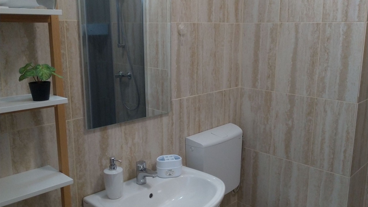 Photo of Bathroom in Mamaia-Sat