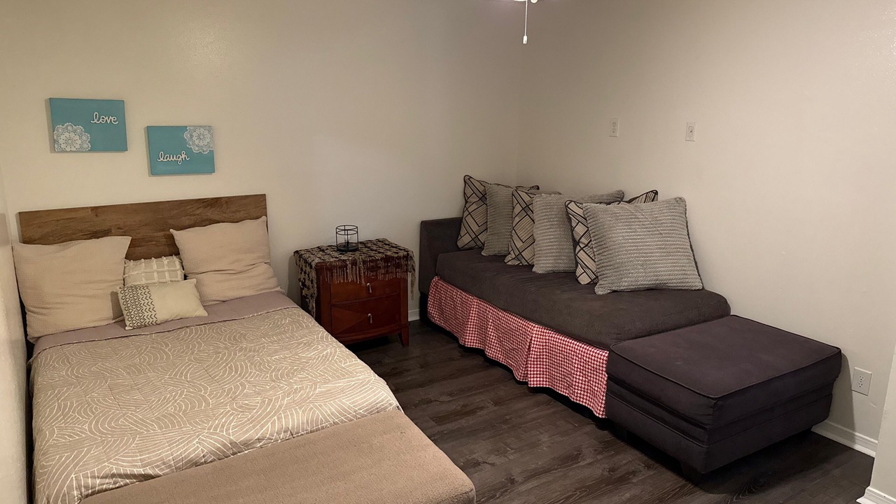 Photo of Bedroom in Destrehan