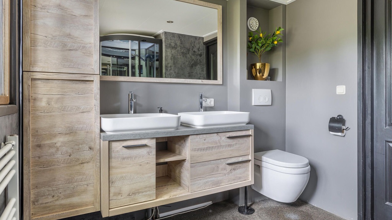 Photo of Bathroom in Erm