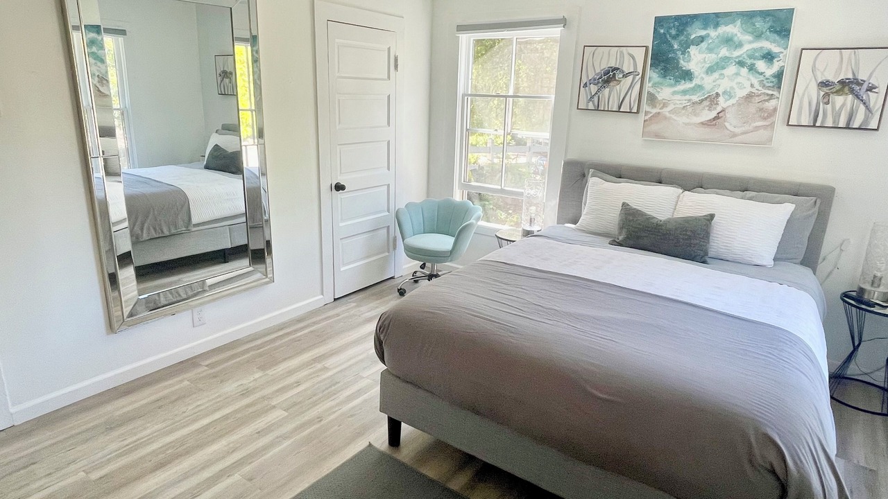Photo of Bedroom in Toro Canyon