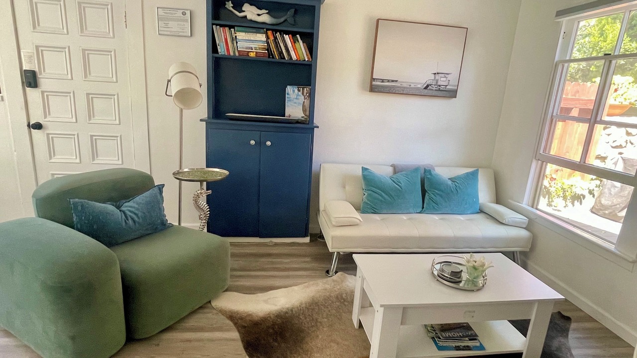 Photo of Livingroom in Toro Canyon
