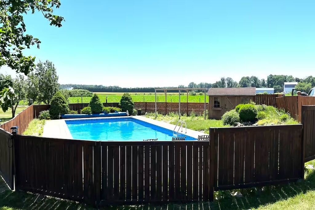Photo of Outdoor in Langton