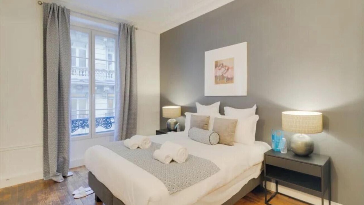 Photo of Bedroom in Faubourg-du-Roule