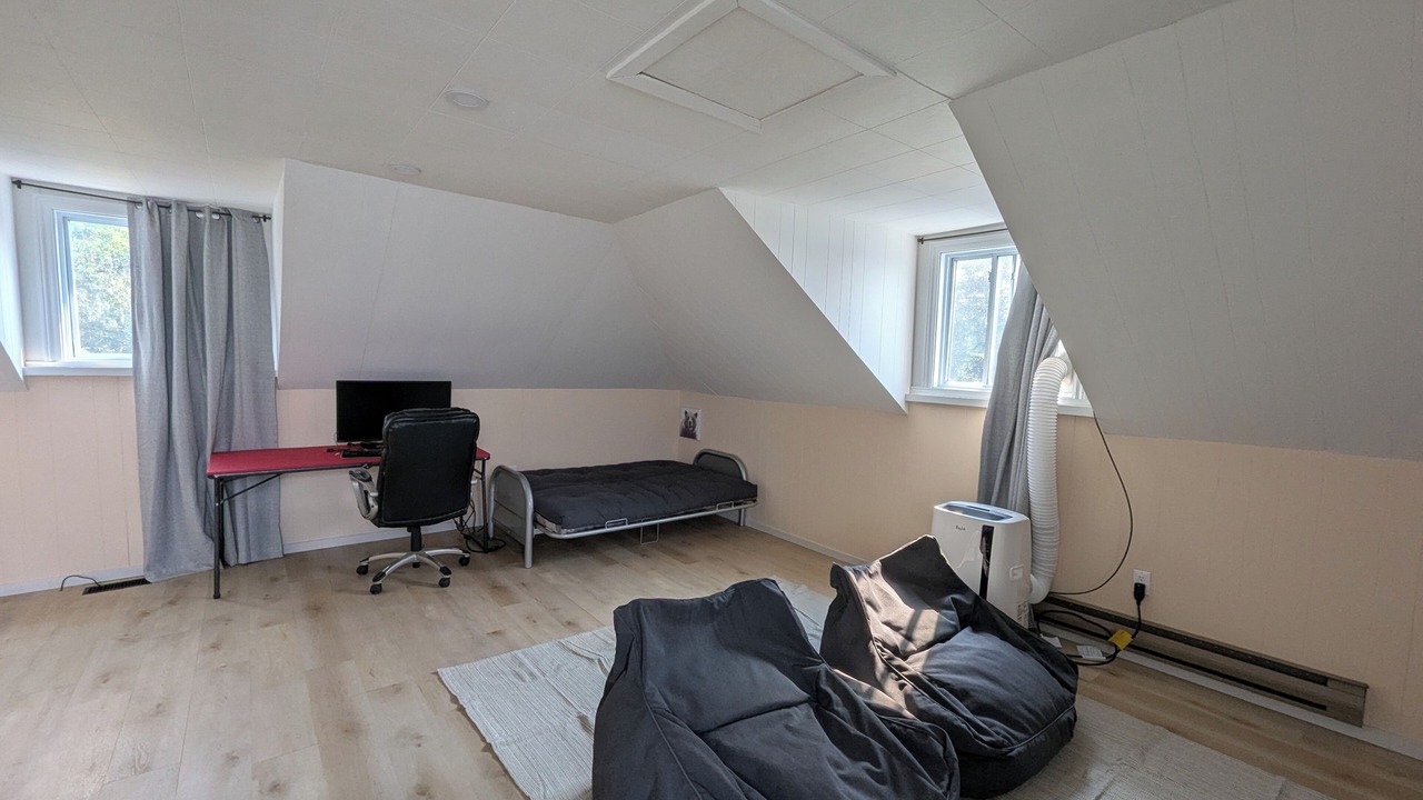 Photo of Bedroom in Champlain