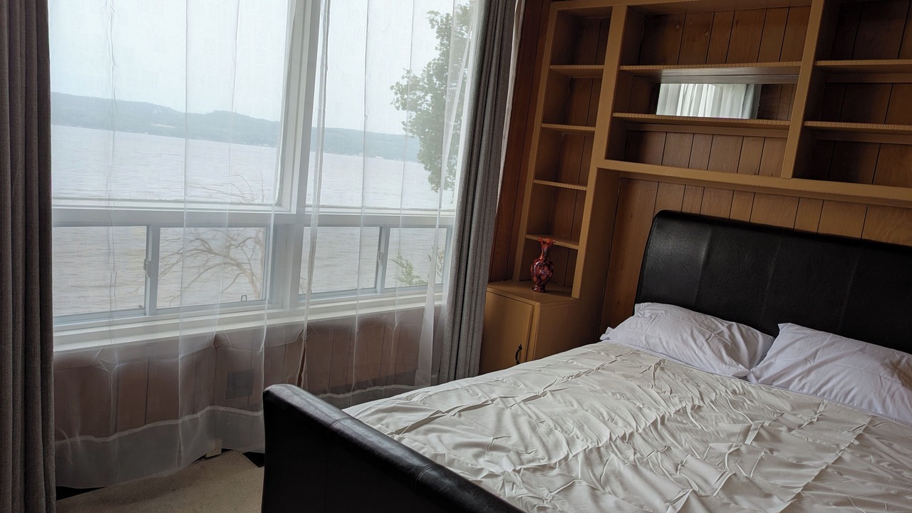 Photo of Bedroom in Champlain