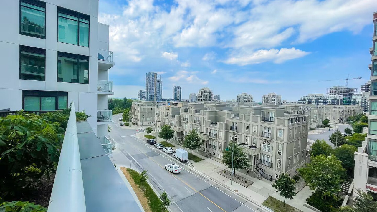 Photo of Outdoor in Markham