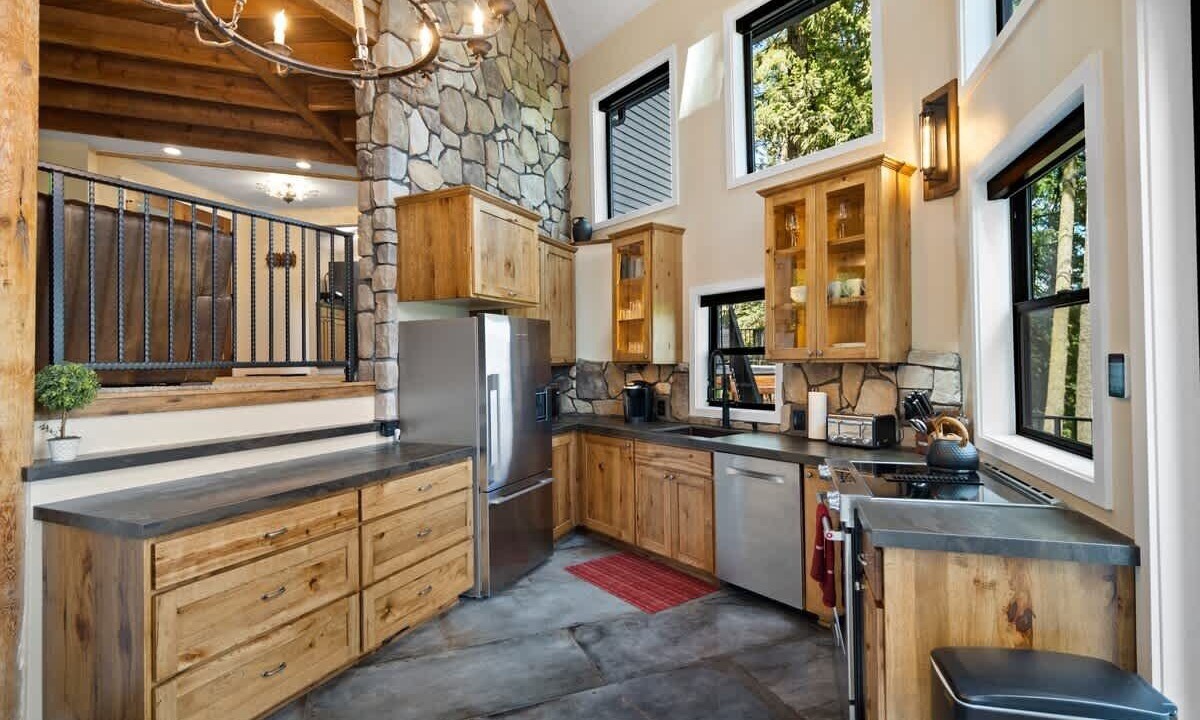 Photo of Kitchen in Colbert