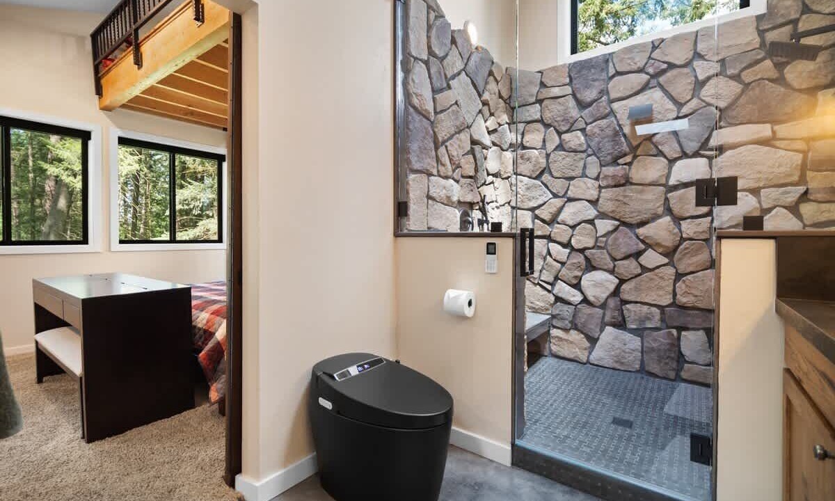Photo of Bathroom in Colbert