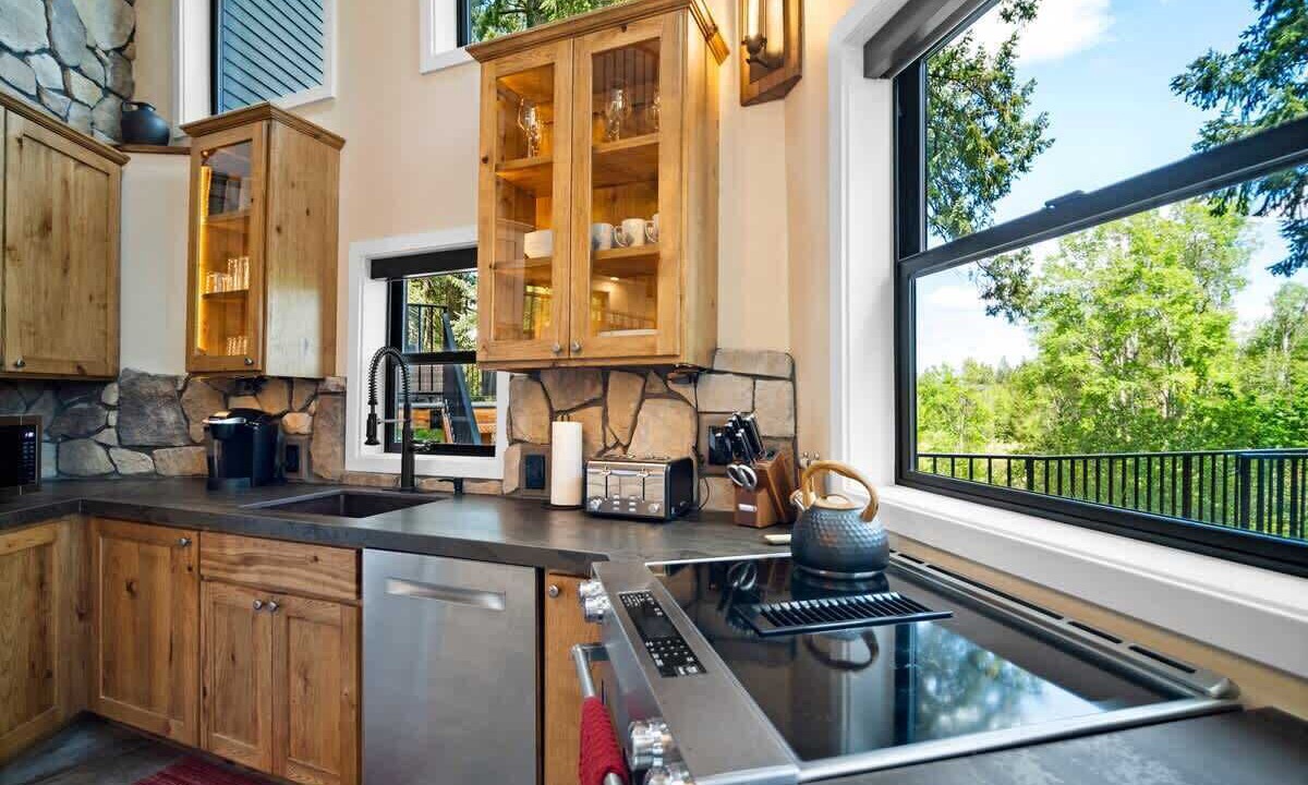 Photo of Kitchen in Colbert