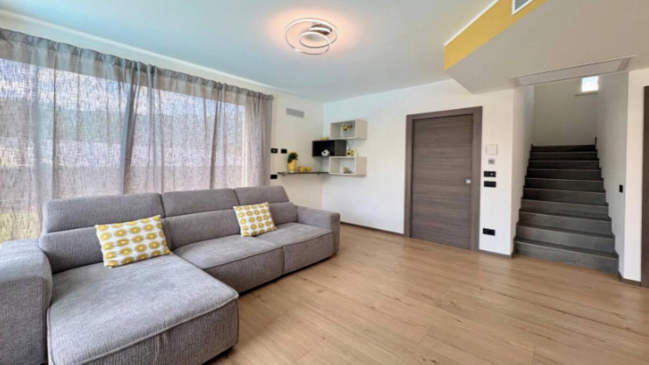 Photo of Livingroom in Colico Piano
