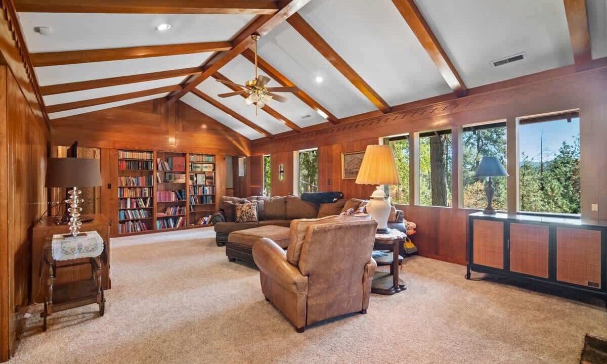 Photo of Livingroom in Spokane