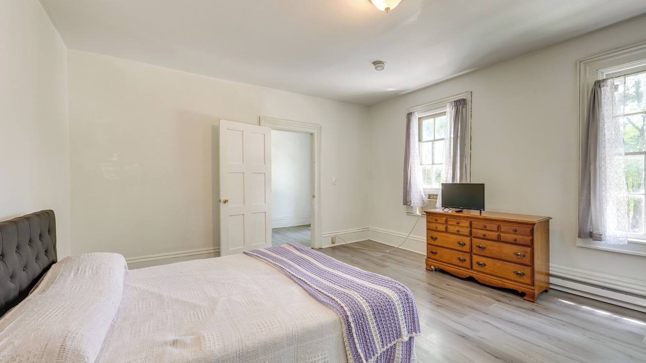 Photo of Bedroom in Bath