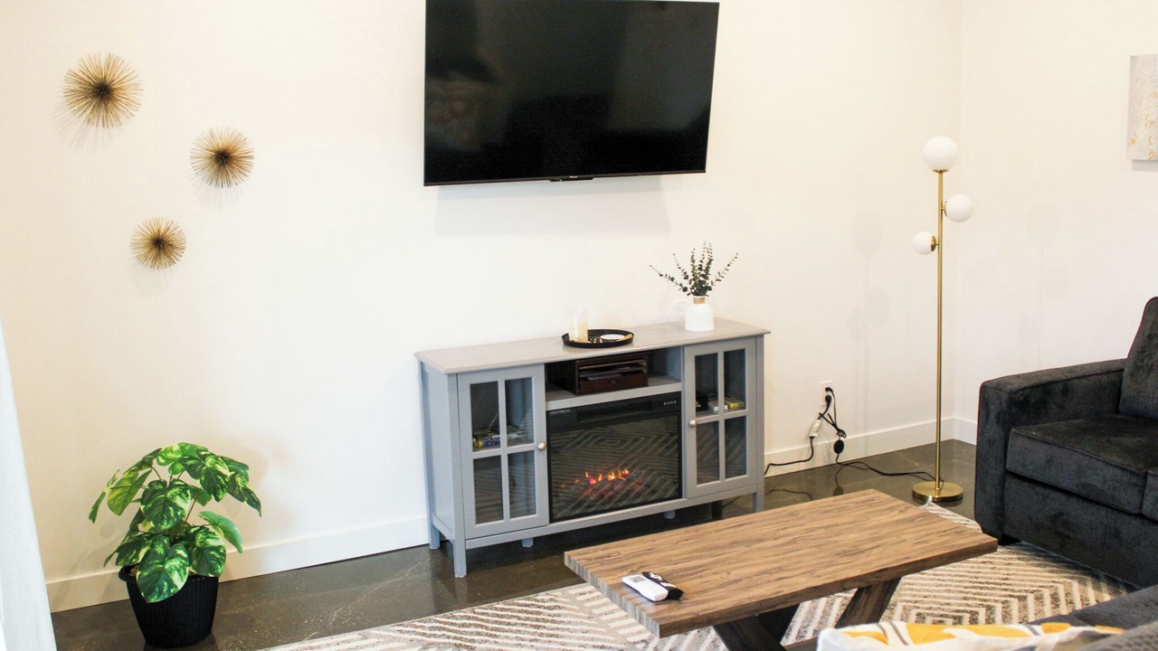 Photo of Livingroom in Okanagan-Similkameen