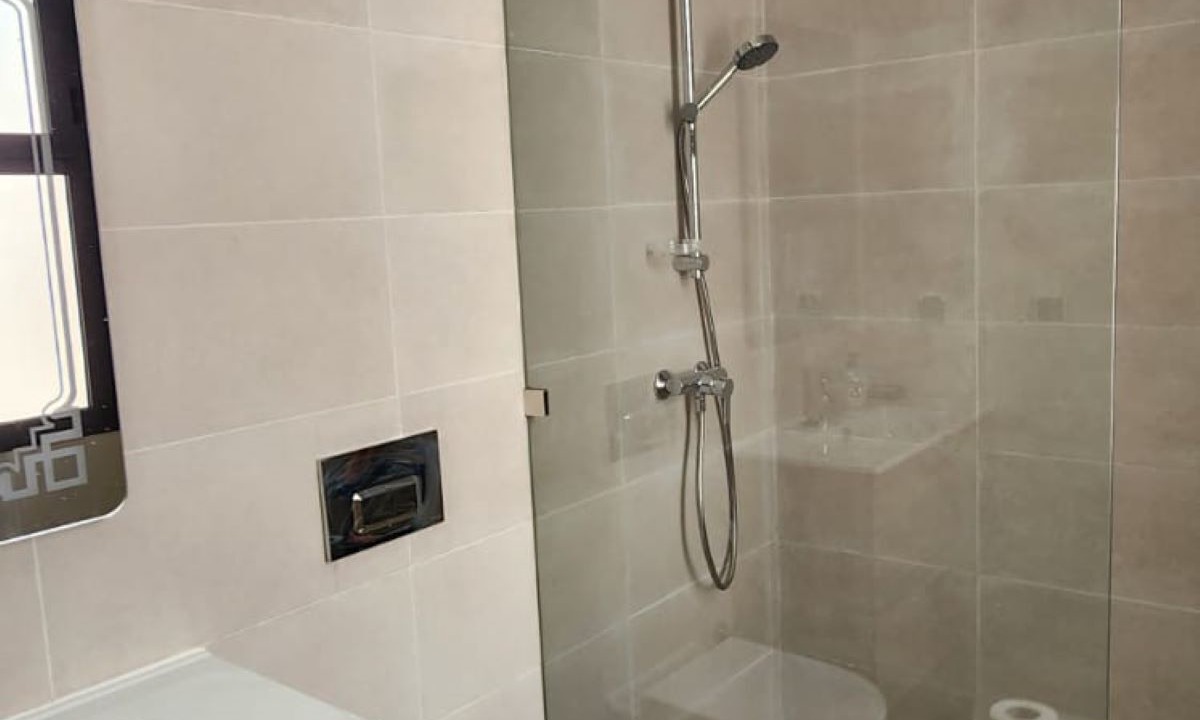Photo of Bathroom in Targa