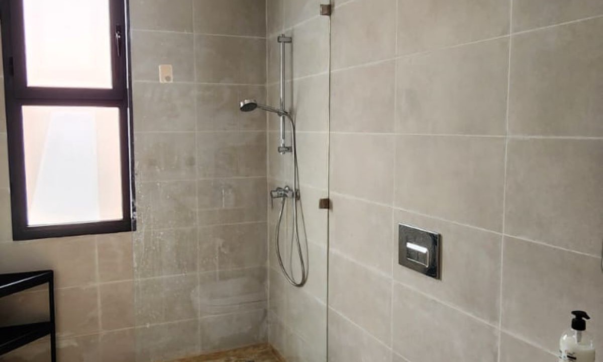 Photo of Bathroom in Targa