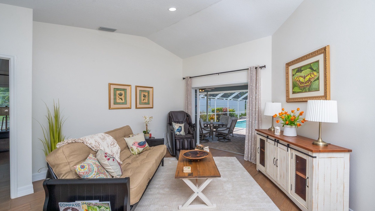 Photo of Livingroom in Trailer Estates
