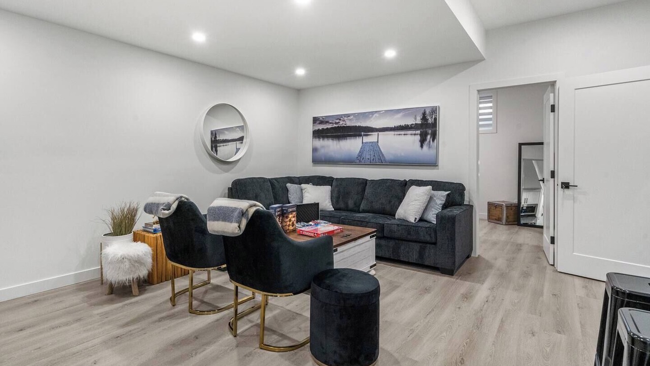 Photo of Livingroom in Crescent Heights