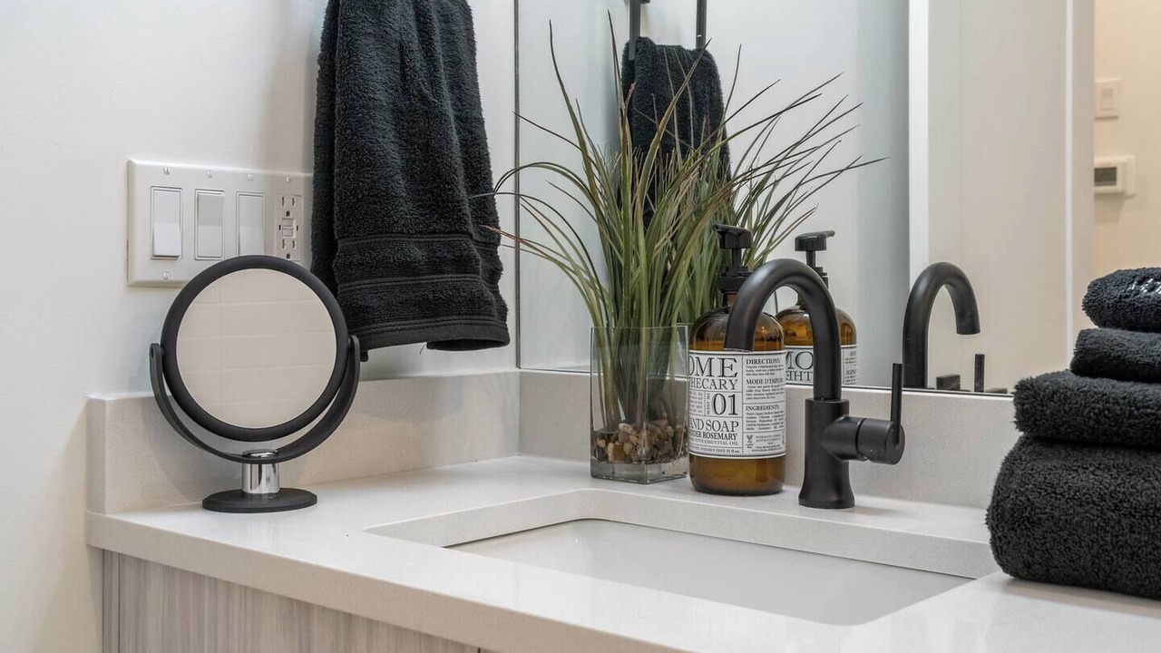 Photo of Bathroom in Crescent Heights