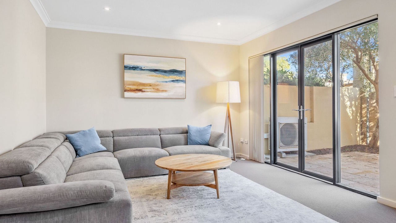 Photo of Livingroom in Dawesville