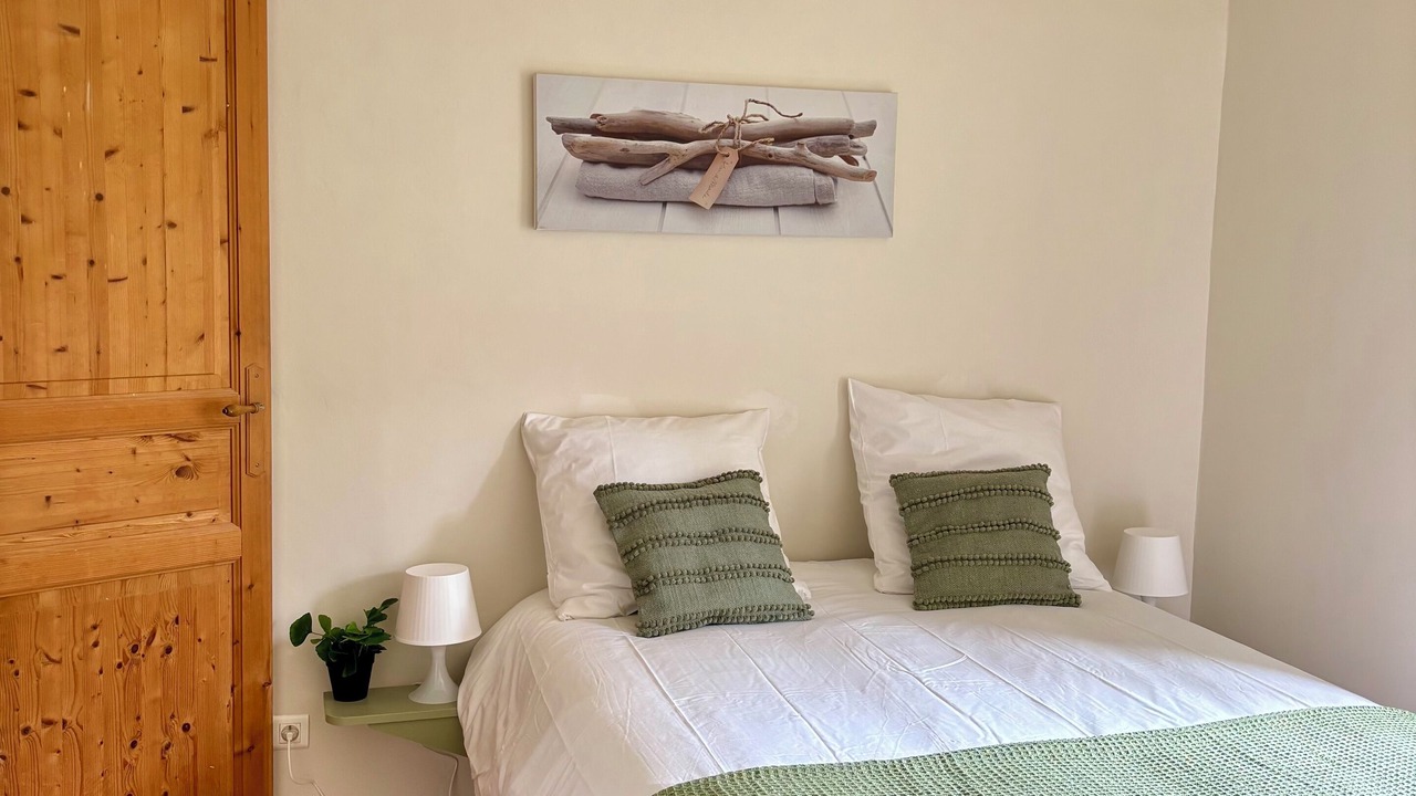 Photo of Bedroom in Limoux