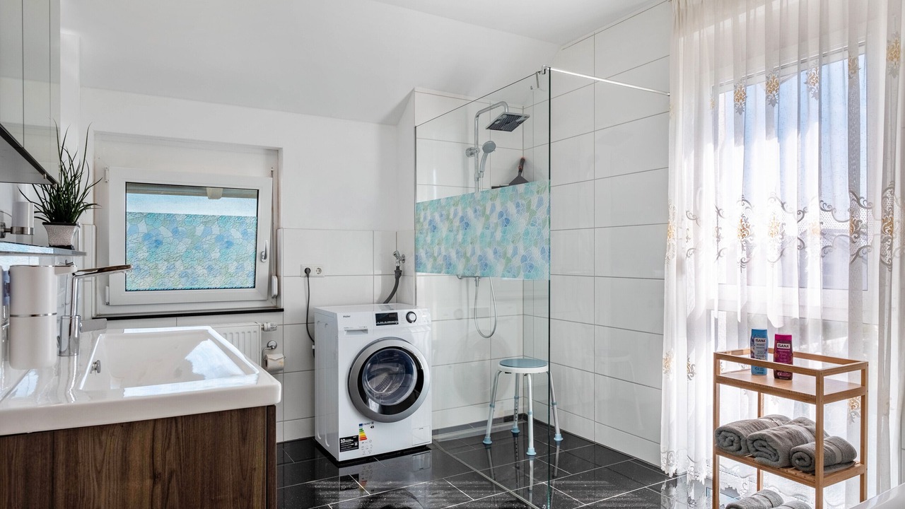 Photo of Bathroom in Roetenbach