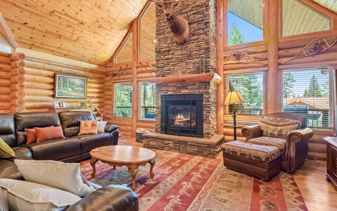 Photo of Livingroom in McCall