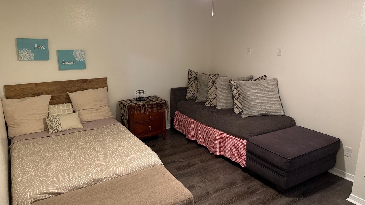 Photo of Bedroom in Destrehan
