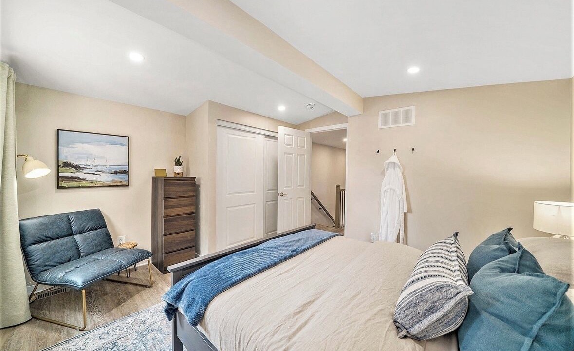Photo of Bedroom in Ottawa Division