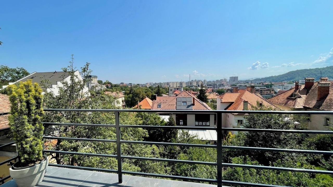 Photo of Outdoor in Centrul Vechi